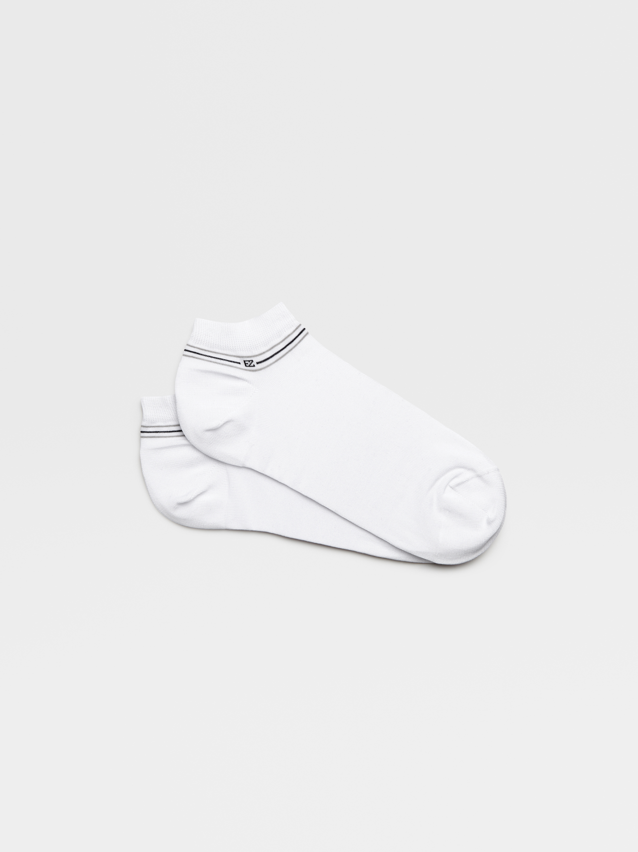 White Cotton Blend Sneaker Socks